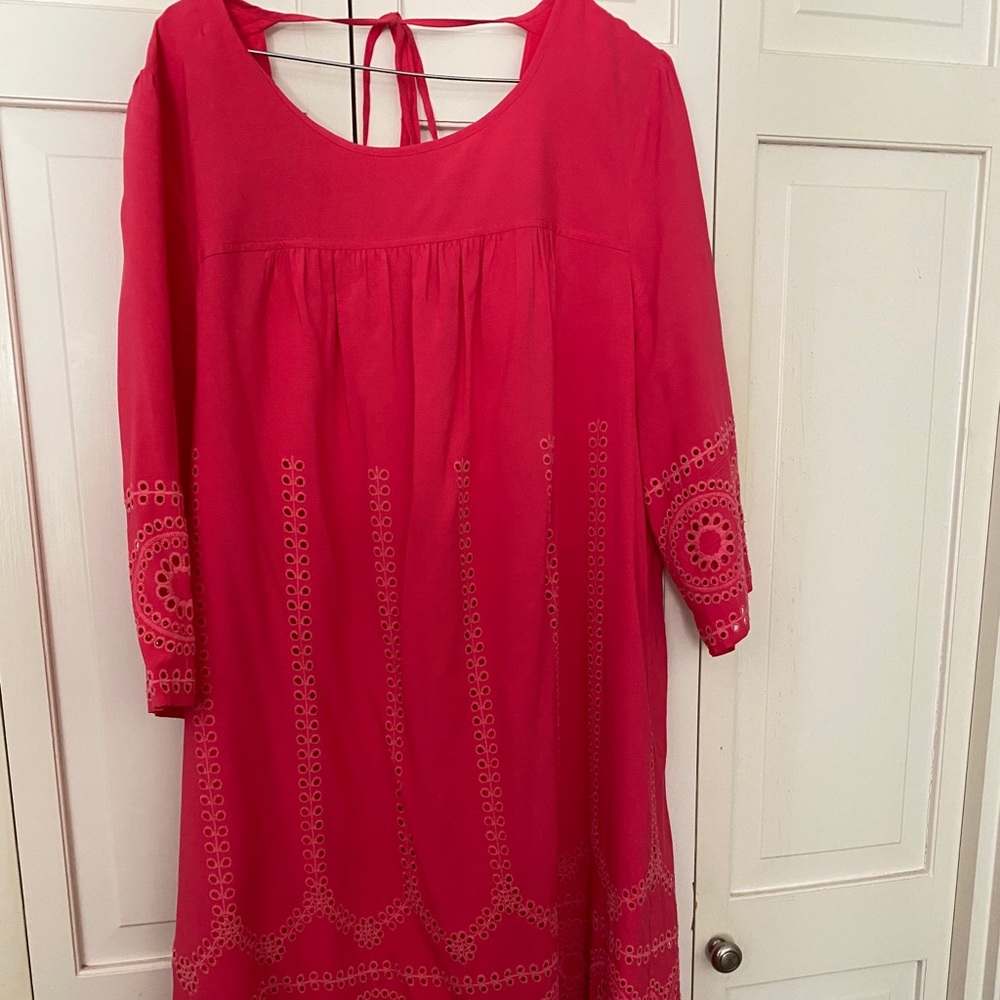 Crown & Ivy short dress